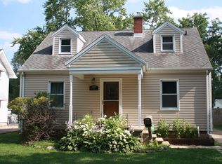 322 W Morgan St, Dixon, IL 61021