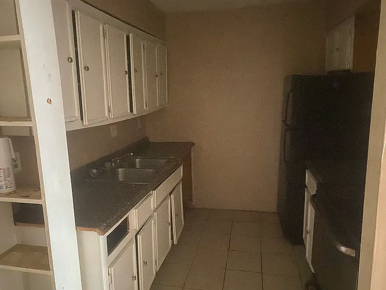 1505 Camelot Dr #1505 — Photo 7