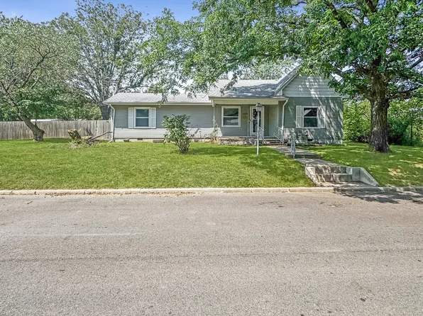 716 Campbell Street, Webb City, MO 64870