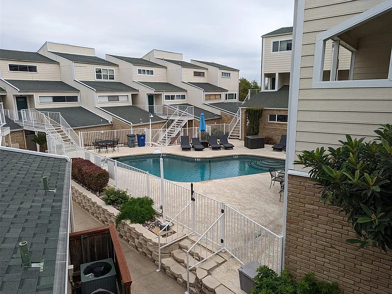 1818 S Lakeshore Blvd #36 — Photo 26