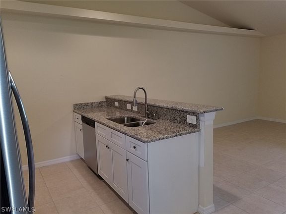 5th image of 515/517 SE 5th Place Cpe