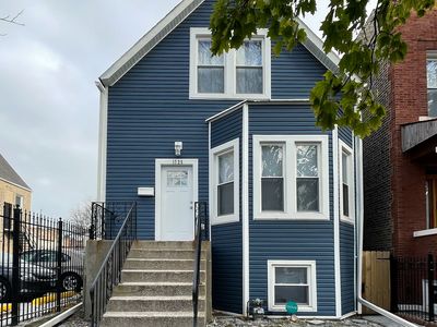 1725 N Kedvale Ave, Chicago, IL, 60639