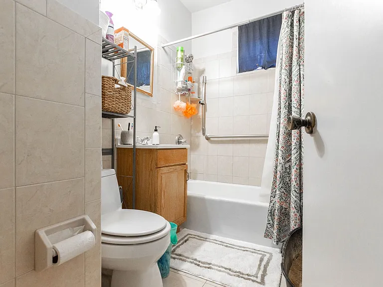 548 Washington St #1 — Photo 9