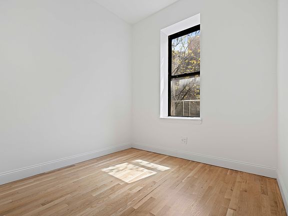 5th image of 230 E 27th St APT 4