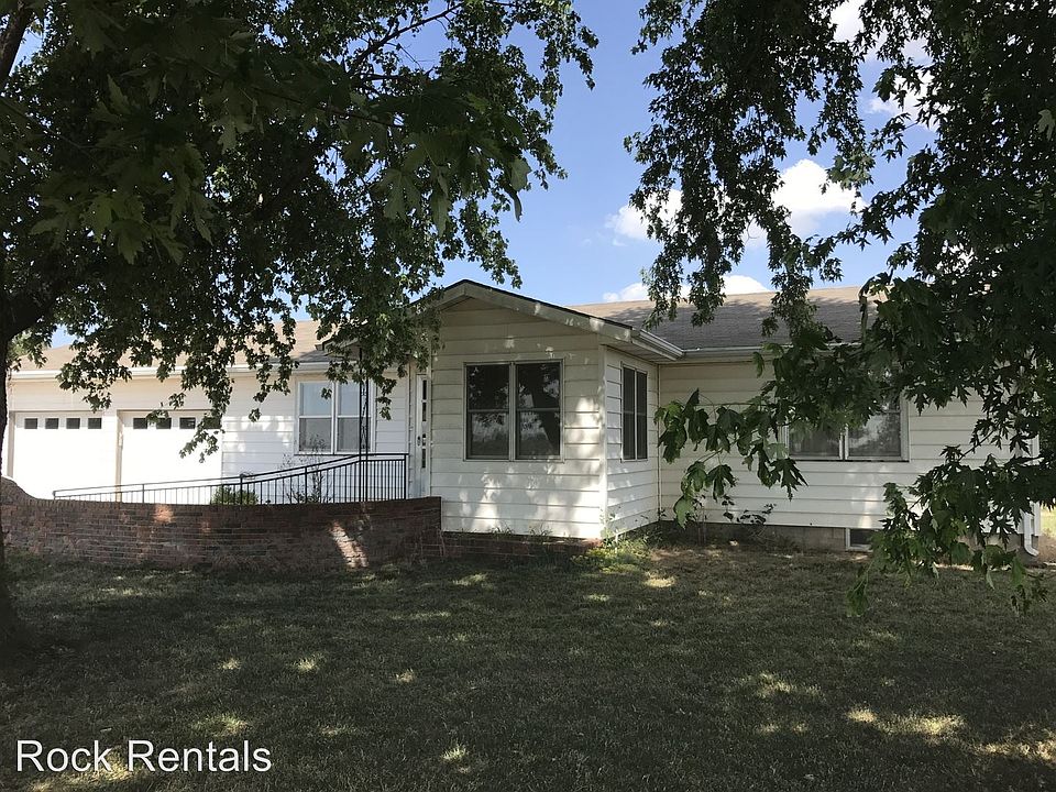 2nd image of 4114 S Herren Rd