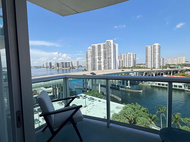 19390 Collins Ave #1103 — Photo 10