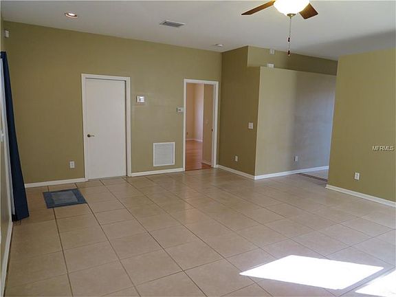 4th image of 3027 Summer Cruise Dr