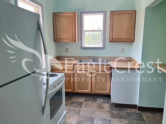 4th image of 401 E Sumach St APT 3
