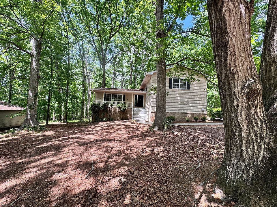 1st image of 3637 Windmill Rd #2
