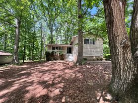 3637 Windmill Rd, Ellenwood, GA