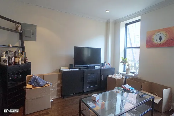 Rented by Citi Habitats | media 10