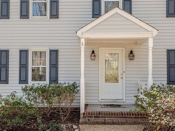 4th image of 2308 Loch Braemar Dr
