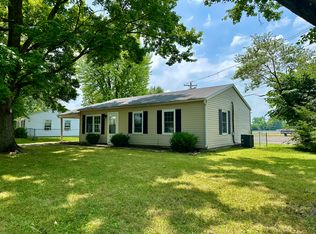 412 Poplar Ave, Centerville, IN 47330