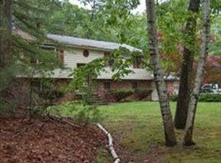 6 Dattillo Rd, Derry, NH 03038