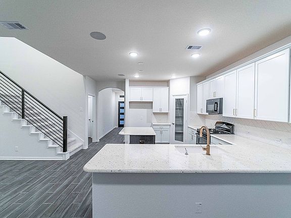 5th image of 2460 Solaris Bend Dr