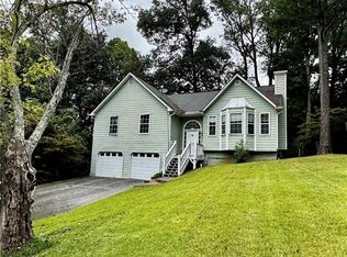 1270 Mountain Springs Dr NW, Kennesaw, GA 30144