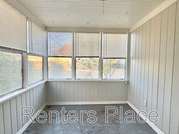 3rd image of 4657 S Rockford Ave