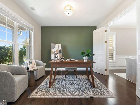3rd image of 2049 Lakeview Bend Way