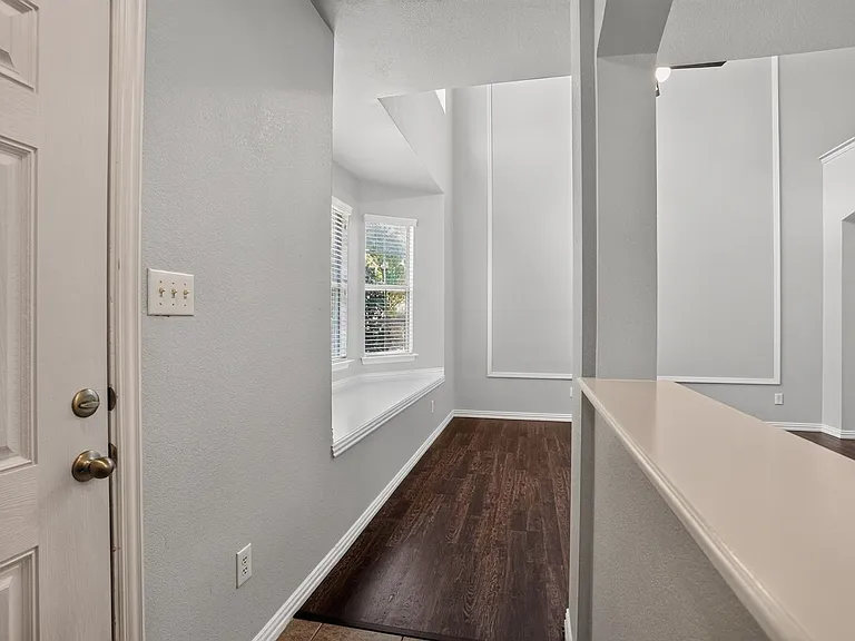 3112 Bedford Rd — Photo 4