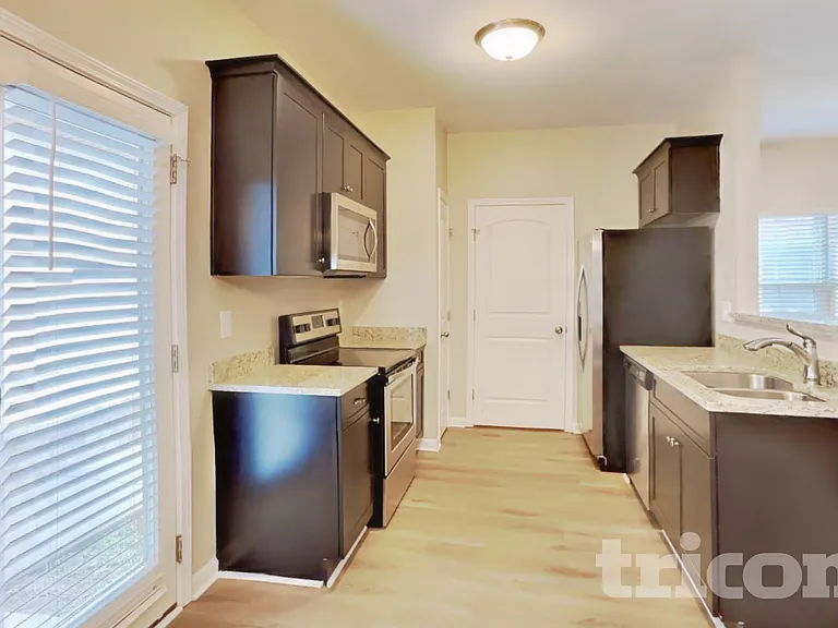 2153 Cason Ln — Photo 7