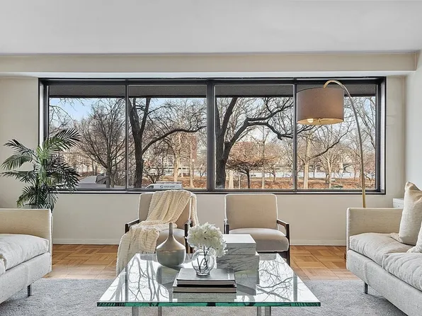 180 Beacon St #1G, Boston, MA 02116