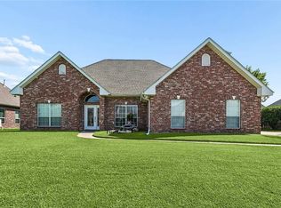 556 Cypress Dr, Luling, LA 70070