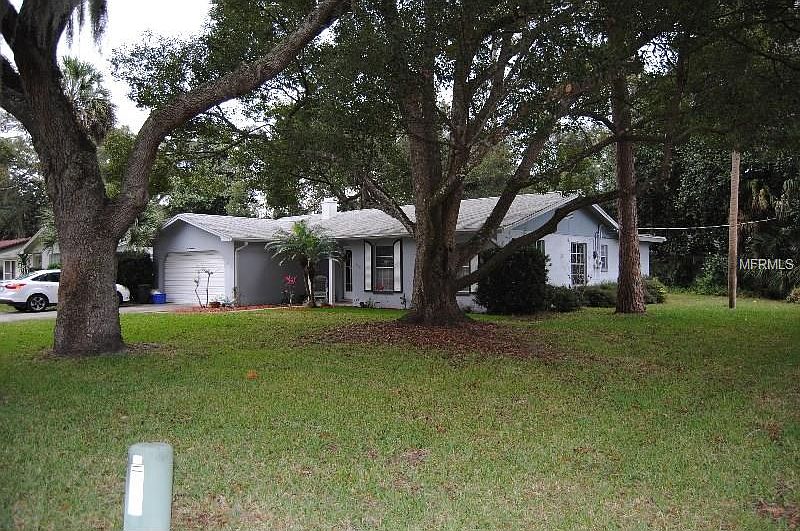 1st image of 817 W Lindenwood Cir