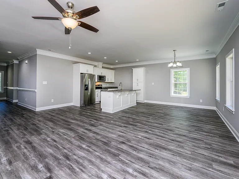 403 Hart Dr — Photo 25