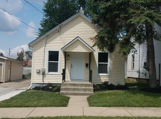 810 Superior St, Aurora, IL 60505