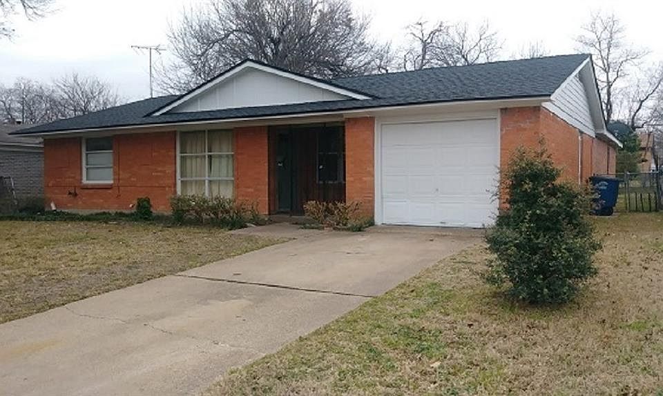 1st image of 720 Goldwood Dr