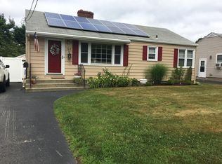 105 Meadows End Rd, Milford, CT 06460