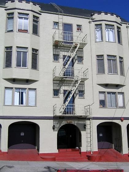1st image of 1757 Oxford St APT 8