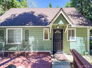 23120 Sycamore Ln, Crestline, CA 92325