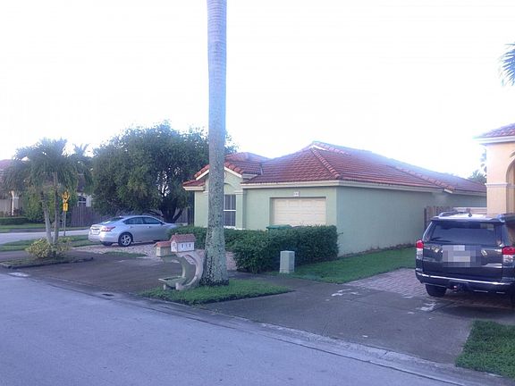 4th image of 900 NW 131st Ave