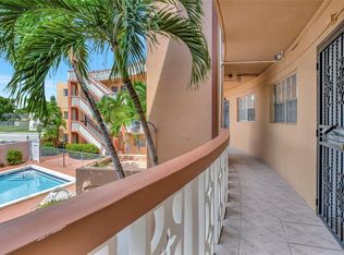 11 SW 52nd Ave APT 6C, Miami, FL 33134