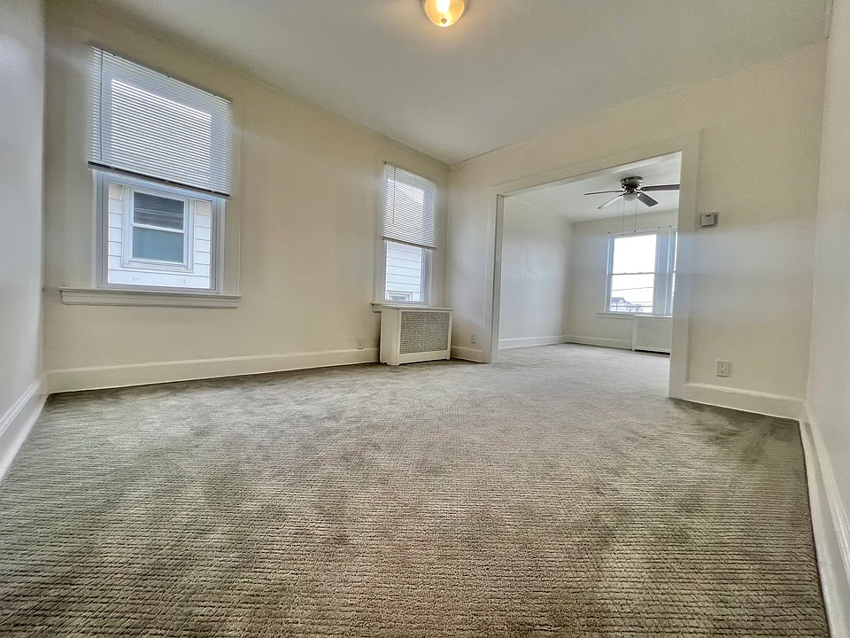 7 4th St #2