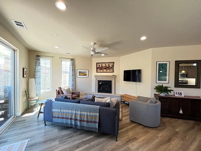 3005 Arezzo Dr — Photo 10