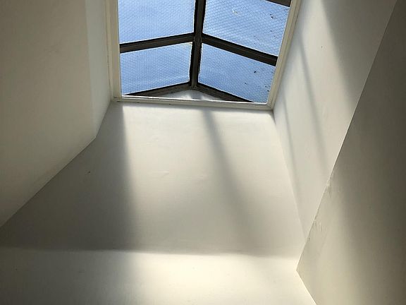 5th image of 209 Jay St #2
