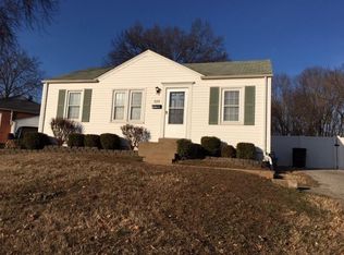 325 Derhake Rd, Florissant, MO 63031