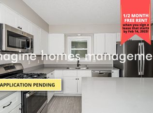 1764 Serpentine Dr, Eagan, MN 55122