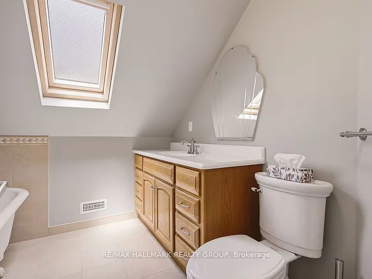 94 Marlborough Ave — Photo 33