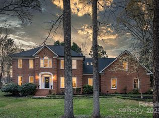 5750 Hemby Rd, Matthews, NC 28104