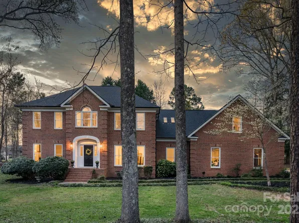 5750 Hemby Rd, Matthews, NC 28104