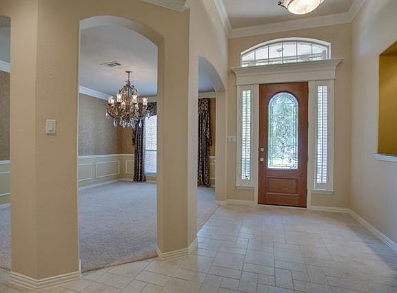 4th image of 10 Shorehaven Ln