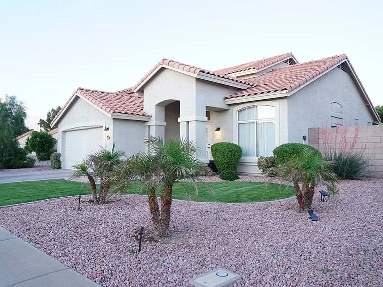 1231 N Firehouse Ct — Photo 35