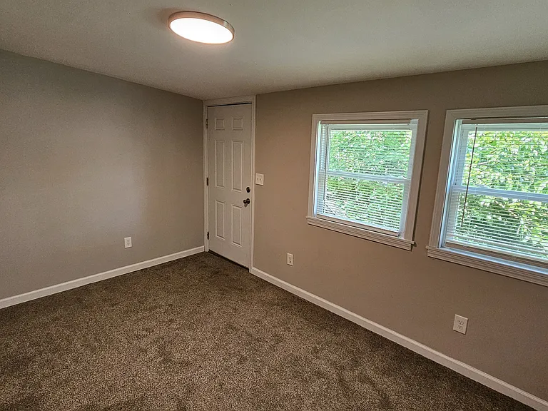 471 E Brandeis Ave #2 — Photo 41