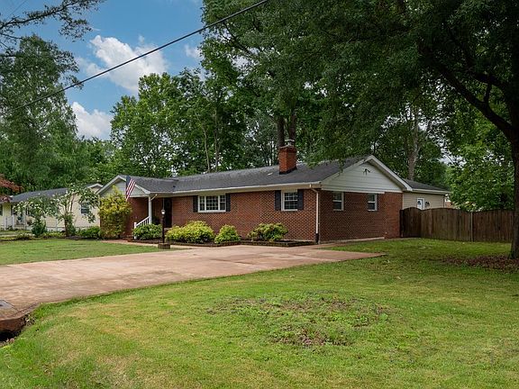 3rd image of 5379 Payne Dr