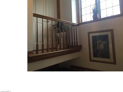 4th image of 234 Bridgeport Dr