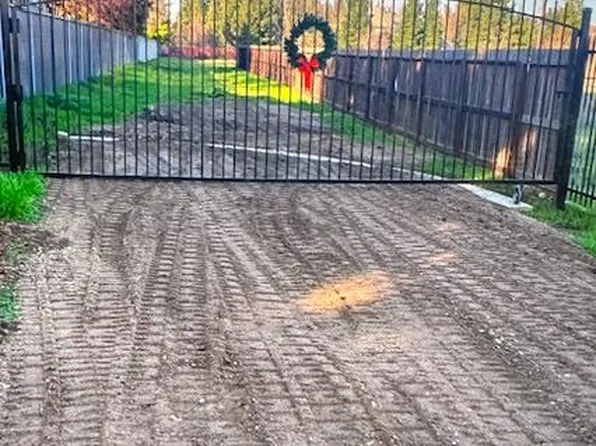 5525 E Quashnick Rd, Stockton, CA 95212