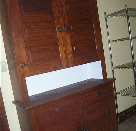 original built in Hutch